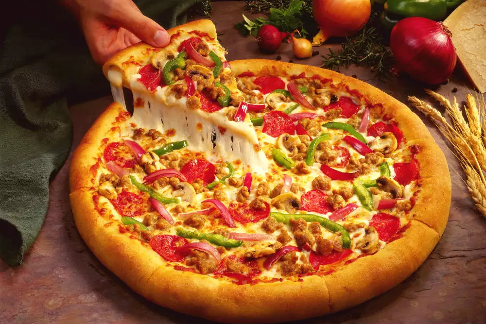 Paneer Deluxe Medium Pizza